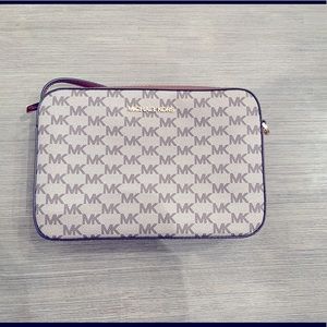 Michael Kors Crossbody